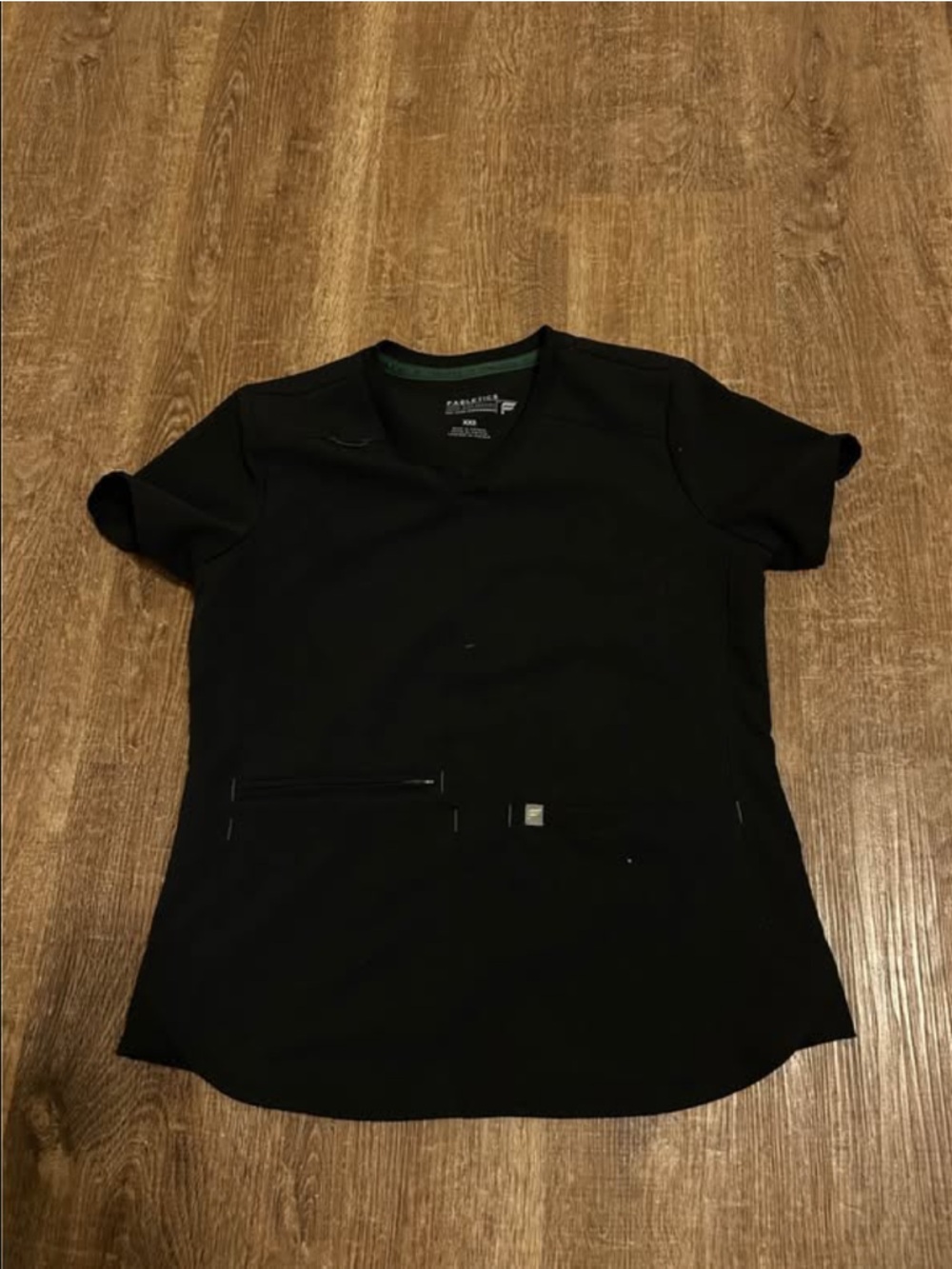 Fabletics scrubs top and bottoms XS